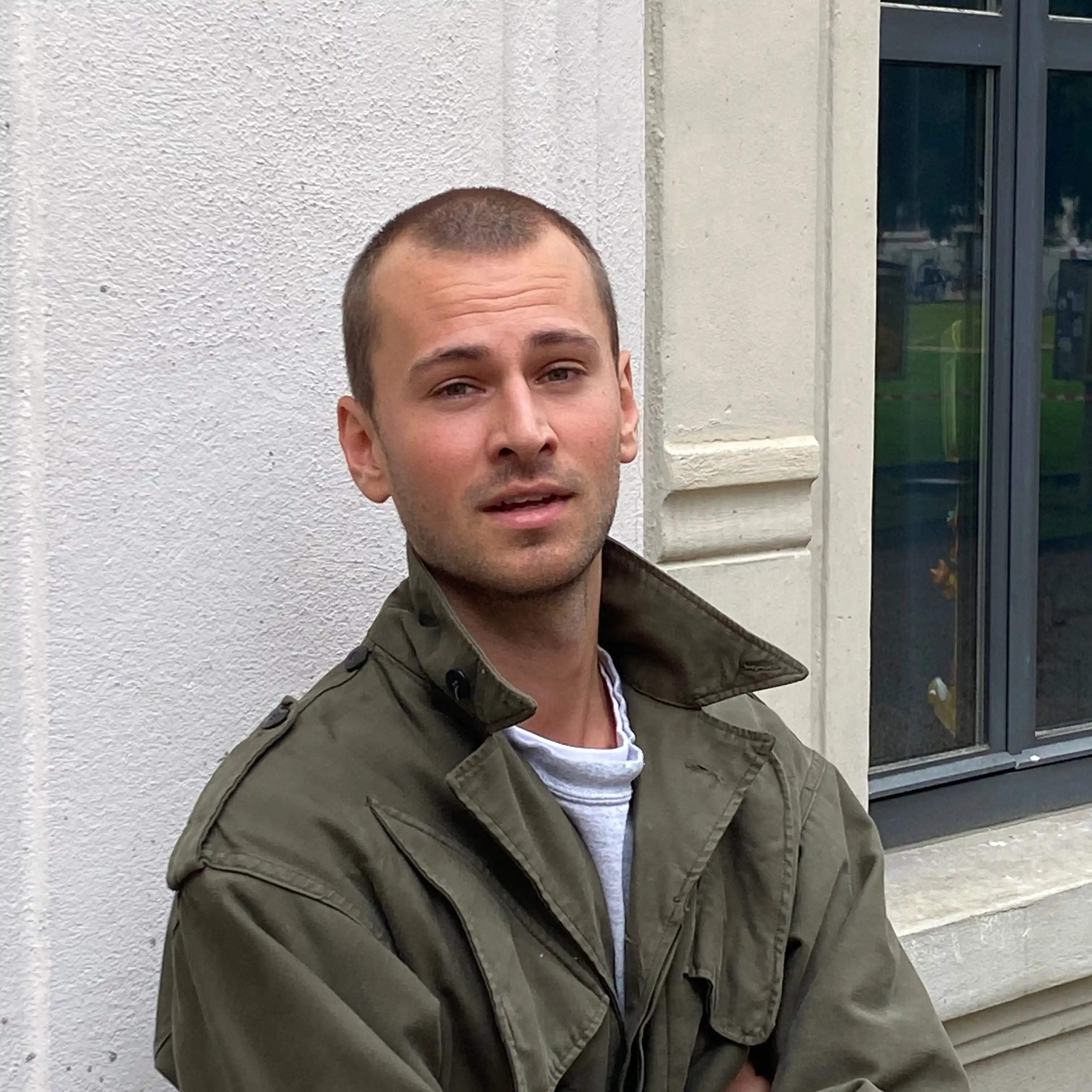 Grafisk designer på Abuealz